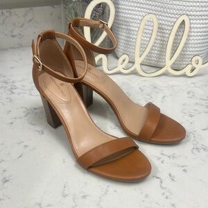 Bandolino Armory Leather Heels with Block Heel 8.5